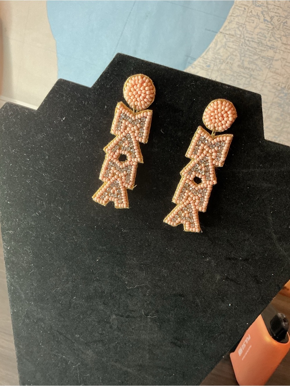 Plunder Mama Pink Beaded Drop Earrings NWT - Picture 6 of 7